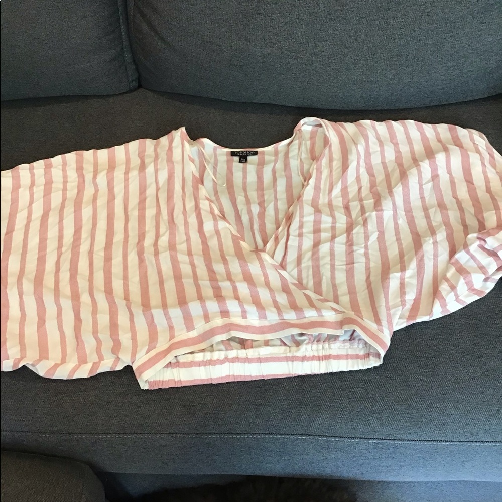 TOPSHOP cropped blouse